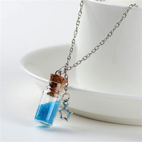 2017 New Drifting Bottle Lively Pendent Necklace Creative Natural Drift