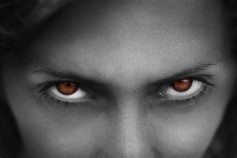 Serial Killers Eyes The Disturbing Trait That Almost All Serial