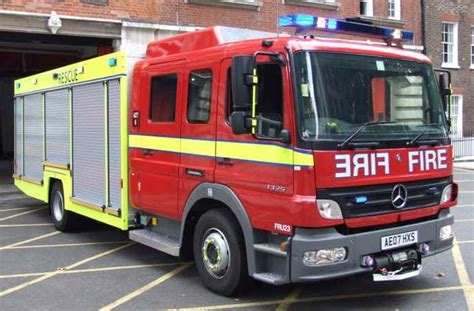 Jul 8th 2020, 10:21 pm 54,009 views 4 comments. File:London Fire Brigade Rescue Unit.JPG - Wikimedia Commons