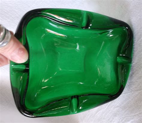 Vintage Green Glass Ashtray Juniper Forest Emerald Free Form Stretched Mcm Ashtrays