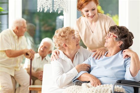 A Guide To Choosing The Right Elderly Care Center For Your Loved Ones
