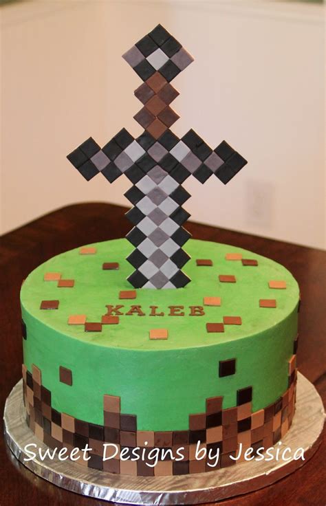 There are three different environments in minecraft: Minecraft themed cake | Minecraft birthday cake, Dad ...