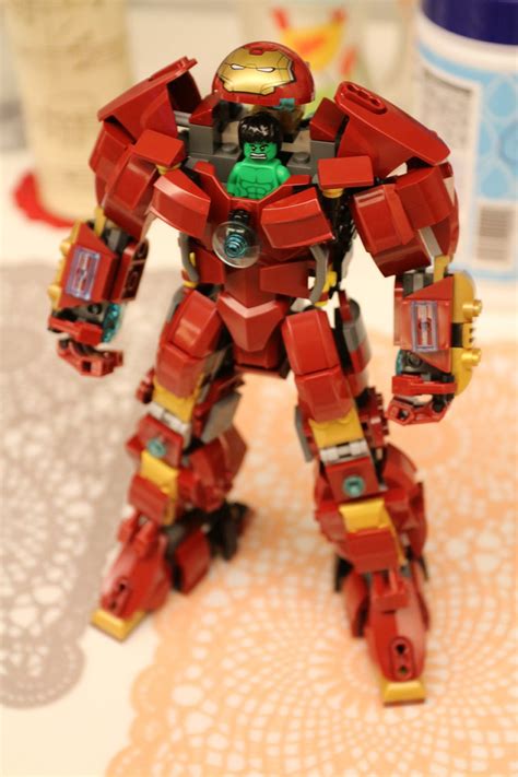 Menacing Custom Made Lego Hulkbuster Armor — Geektyrant