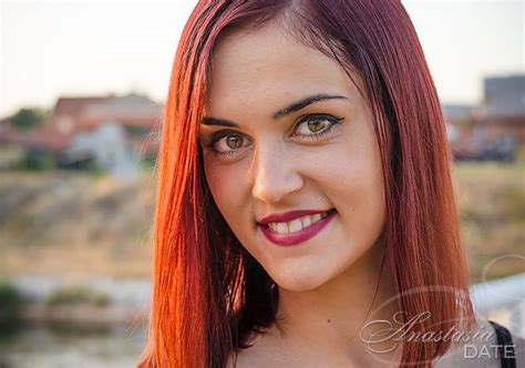 Serbian Romantic Dating Partner Vesna From Nis 27 Yo Hair Color Red