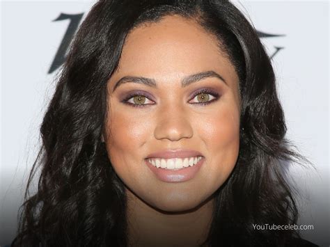 ayesha curry height why her height makes her feel confident while modeling here s what you