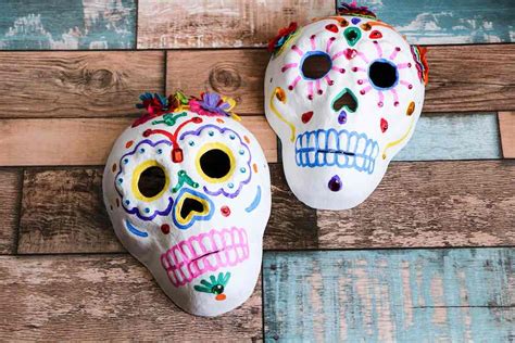 How To Make A Sugar Skull Craft For Kids 2021 Marcie In Mommyland