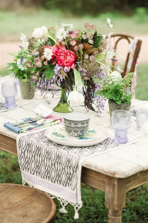Find Out Budget Wedding Tips And Hints Boho Wedding Centerpieces