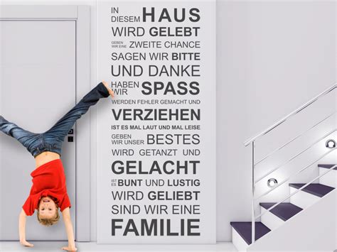 Carinya designs warum bei uns kaufen? Wandtattoo In diesem Haus wird gelebt Spruch von ...