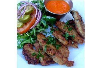 Crafting homemade seitan is super easy. Vegan chicken wings | Seitan chicken, Louisiana hot sauce ...