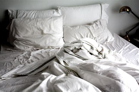 3 reasons why you should make your bed every morning the wildcat