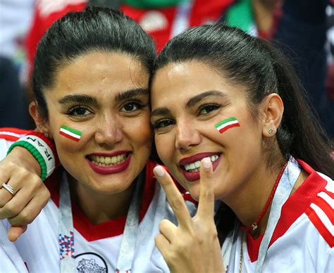 World Cup 2018 What Iran Doesn T Want You To See Women Watching Football Daily Star