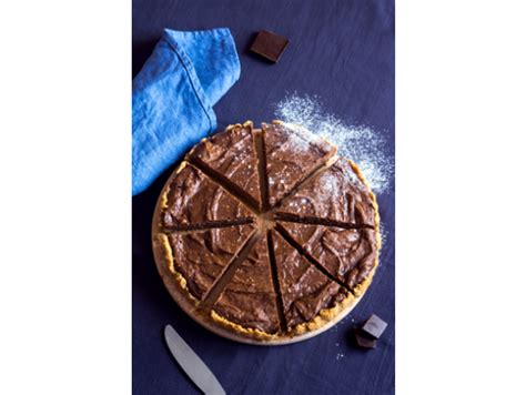 Place on rack and cool before covering with meringue. Old-Fashioned Fudge Pie | Paula Deen | Recipe | Fudge pie ...