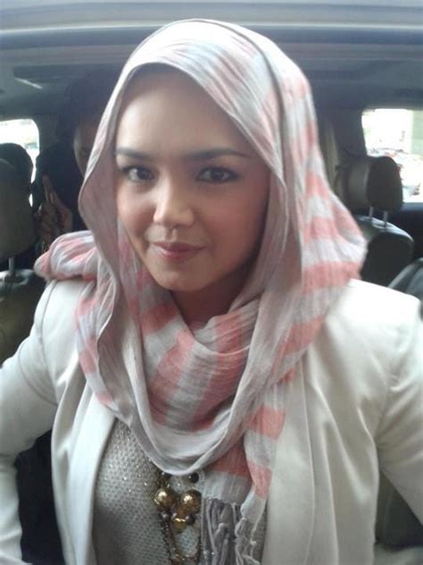 Picture Of Siti Nurhaliza