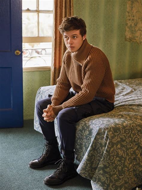 1998 hyvää yötä herra tom (tv movie) william beech. GQ Korea | Nick robinson, Robinson, Nick