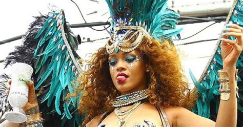 rihanna sexy y alocada en el carnaval de barbados mendoza post