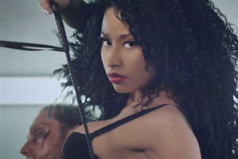 Nicki Minaj S New Video For Only Mirror Online
