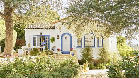 The company s roots date back to its establishment in 1944. 29 Curb Appeal Landscaping Ideas That Will Transform Your ...