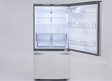 Bad refrigerator brands don't maintain a steady temperature inside the fridge. Who makes 4-door Kenmore refrigerator? - Consumer Reports