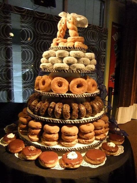 These Cute Doughnut Wedding Cakes Will Save You Some Cash In 2022 Doughnut Wedding Cake