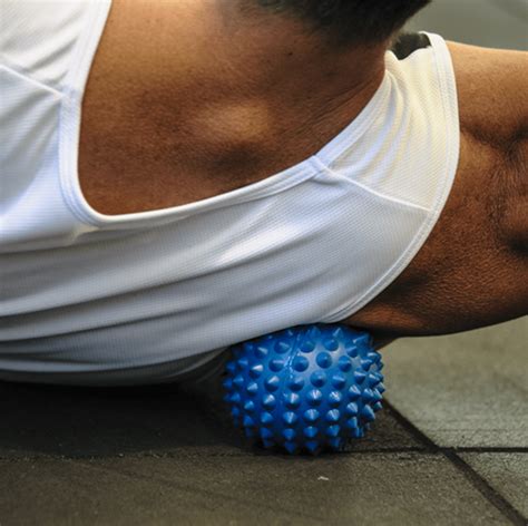 how to use a spikey ball for massage qsp physiotherapy and massage