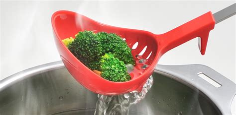 Design the future by power of work 働くで「みらい」をデザインする. 水切りおたま｜UCHICOOK｜オークス株式会社