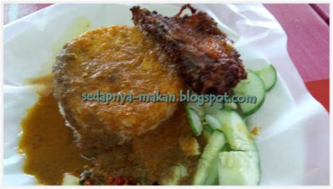 Nasi kerabu merupakan makanan berasal dari pantai timur. MaKaN JiKa SeDaP: Nasi Kukus sedap di Restoran E-Nasi ...
