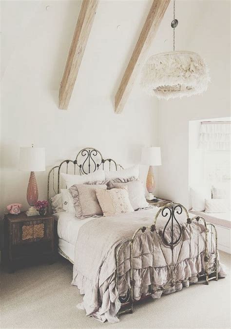 30 Cool Shabby Chic Bedroom Decorating Ideas For Creative Juice