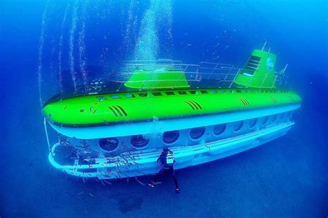 These 6 Deep Sea Sub Tours Offer Unique Views Of The Underwater World