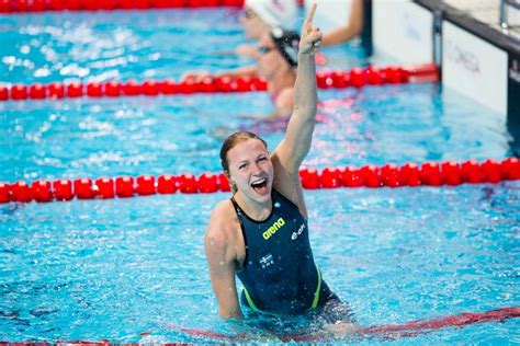 She is the current world record holder. Sarah Sjöström Bio - SwimSwam