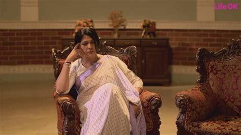 Savdhaan India Watch Episode 35 The Cunning Mother On Disney Hotstar