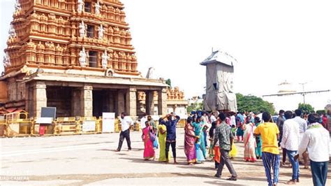 Devotees Throng Srikanteshwara Temple In Nanjangud Star Of Mysore
