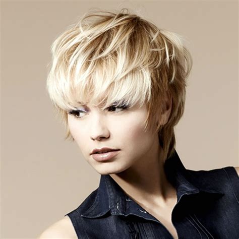 So, whether you want to chop it all off into a pixie or go slow and steady by way of a lob, i've rounded up 17 inspiring styles for you to screenshot right now. 63 Unique Pixie & Bob Haircuts, Hairstyles for Short Hair ...