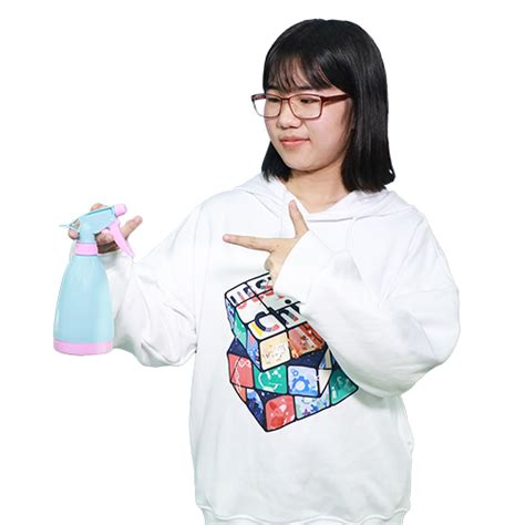 Liao qiuyun is a chinese weightlifter, world and asian champion competing in the women's 55 kg division. Team:UESTC-China/Team - 2019.igem.org