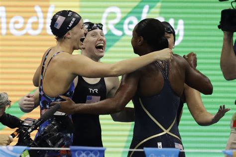 Nat (relay) united states people's republic of china russian federation. Olympic Swimming 2016: Women's 4x100M Medley Relay Medal ...
