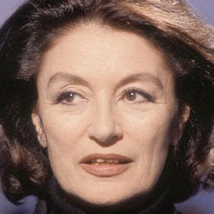 an'uk ɛm'e) or anouk, is a french film actress. Anouk Aimee - Bio, Facts, Family | Famous Birthdays