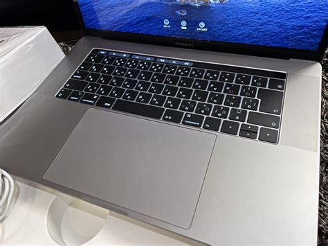 送料0円 Apple Macbook Pro 15インチ Core I9メモリ32gb Ssd2tb バッテリー交換済 29ghz 6コア