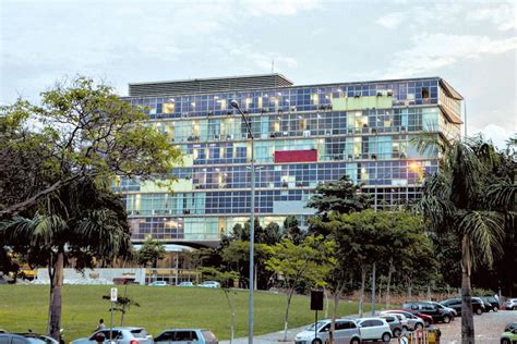 ufmg é a melhor universidade federal do brasil segundo ranking internacional fundep