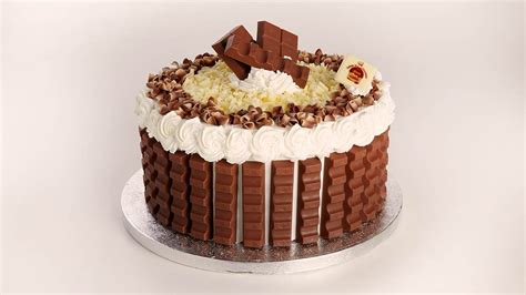 Oct 30, 2019 · allora mi metto a preparare una torta kinder fetta ala latte, un dolce fresco e buono, per fare felici tutti. Torta don cake con barrette Kinder. Disponibile solo su ...