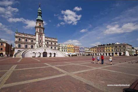 Katolickie radio zamość to jedyne radio lokalne, z bogatym programem audycji. Ratusz, Rynek Wielki w Zamościu - Zamość - zdjęcie 83/178