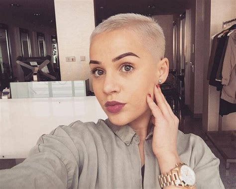 14 Best Ultra Short Haircuts Trending Right Now For 2021