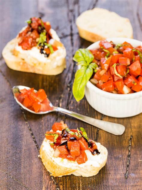 Balsamic Bruschetta Garnish With Lemon