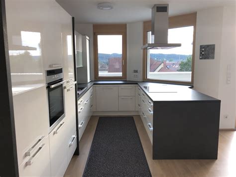 Wenn diese bedingungen erfüllt werden sollen, dann muss eine wohnung nicht nur barrierefrei, sondern barrierefrei und uneingeschränkt mit dem rollstuhl nutzbar sein. Barrierefreie Wohnung mit Penthousecharakter 8200 Gleisdorf