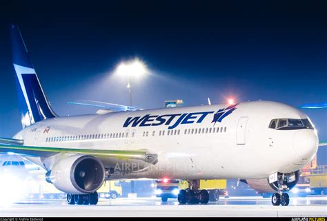 C-GOGN - WestJet Airlines Boeing 767-300ER at Toronto - Pearson Intl ...