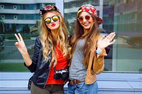 Teen Fashion Tips For Girls For A Look That Gets Noticed Wanderglobe