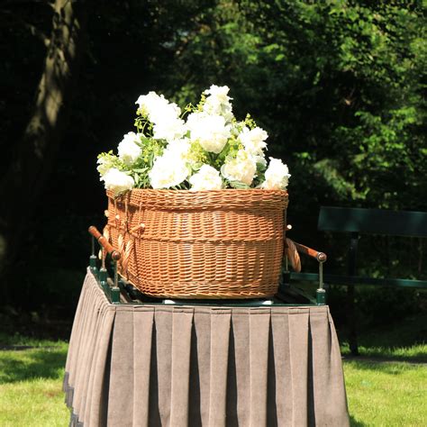 Green Burial The Eco Friendly Alternative To Funerals