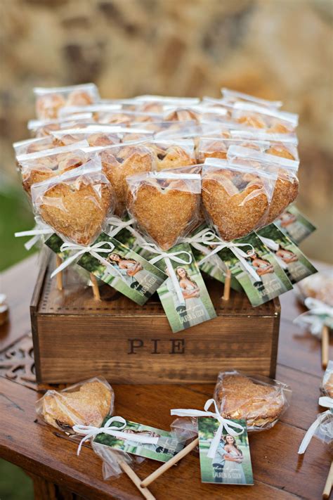 Edible Wedding Favors For Guests 10 New Edible Wedding Favors Your