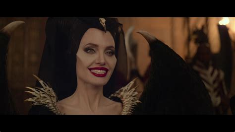 Maleficent Mistress Of Evil Official In Home Trailer Youtube