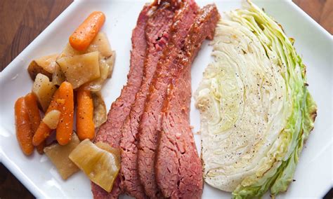 Easy And Delicious Corned Beef Crock Pot Then Bake