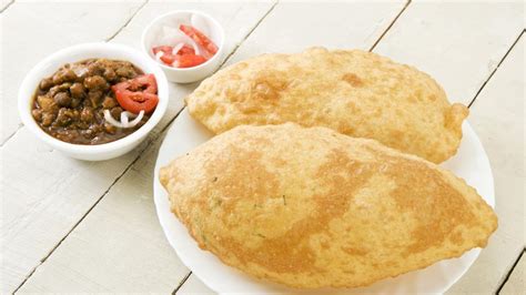 My version of chole is however, ready in minutes. Chola Bhatura Respi - Resepi Bergambar