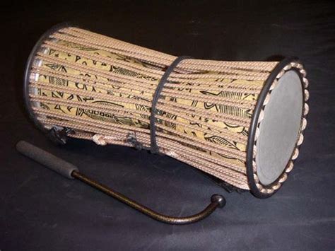 The Talking Drum An Hour Glass Drum From West Africa Talking Drums Drums Drums Artwork